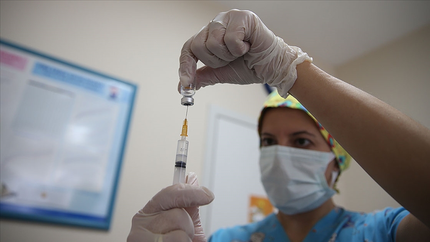 İki doz koronavirüs aşısı olanlarla ilgili çarpıcı sonuç
