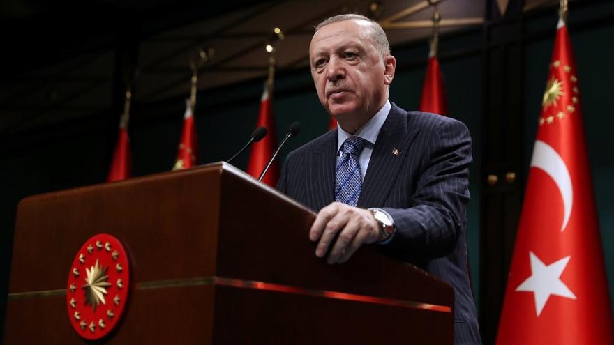 Bloomberg: Ekonomik sıkıntılar artarken Erdoğan'a destek en düşük seviyeye indi