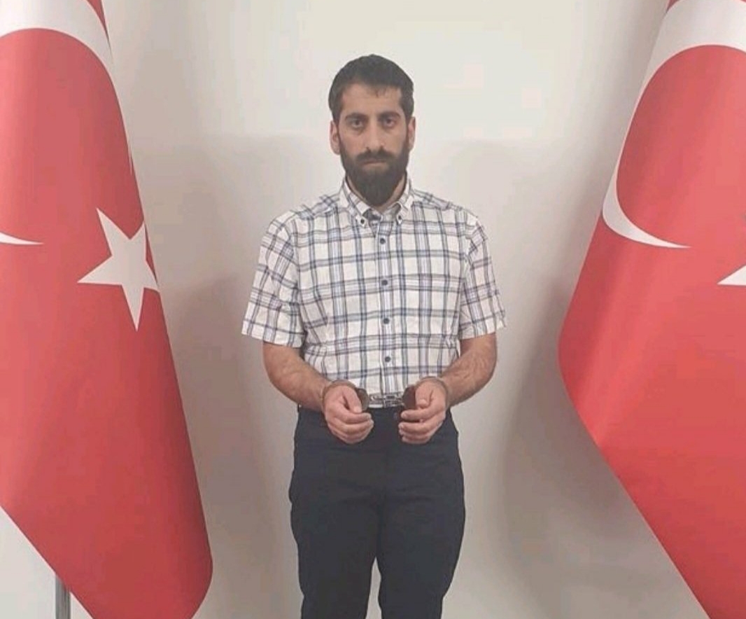 Kırmızı bültenle aranan PKK’lı terörist Türkiye’ye getirildi