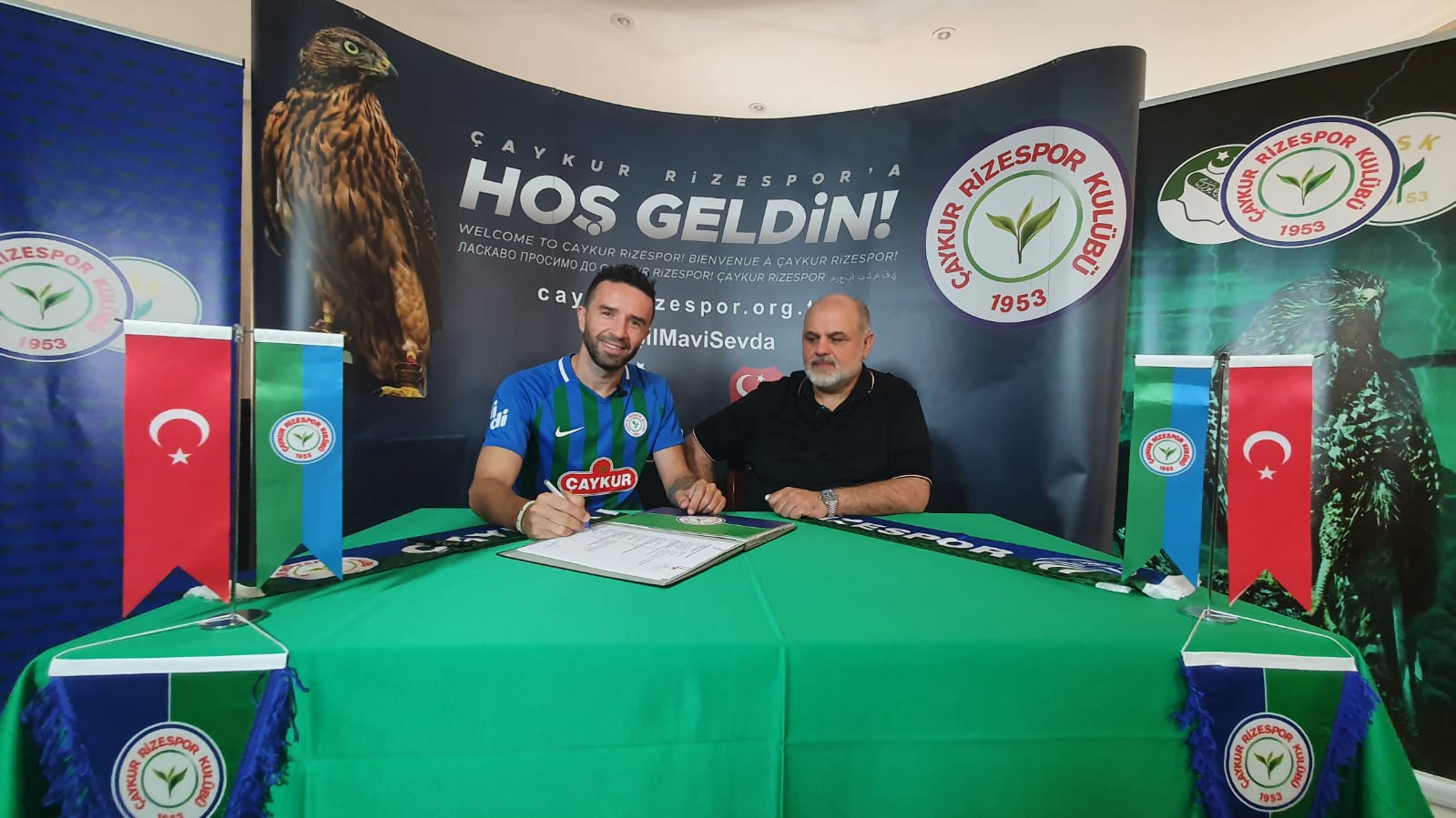 Rizespor, Fenerbahçe ve milli takımın tecrübeli oyuncusu Gökhan Gönül’ü Kadrosuna Kattı