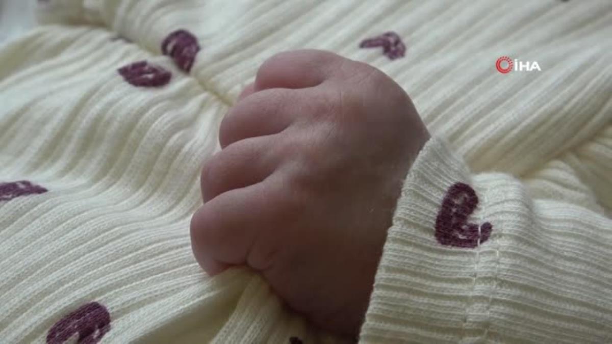 Samsun’da 580 gram doğan Sude bebek hayata tutundu
