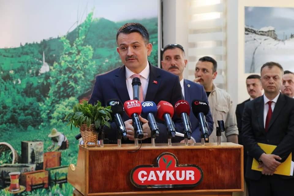 Tarım ve Orman Bakanı Pakdemirli Görevden Alındı,yeni Bakan Vahit Kirişci Oldu
