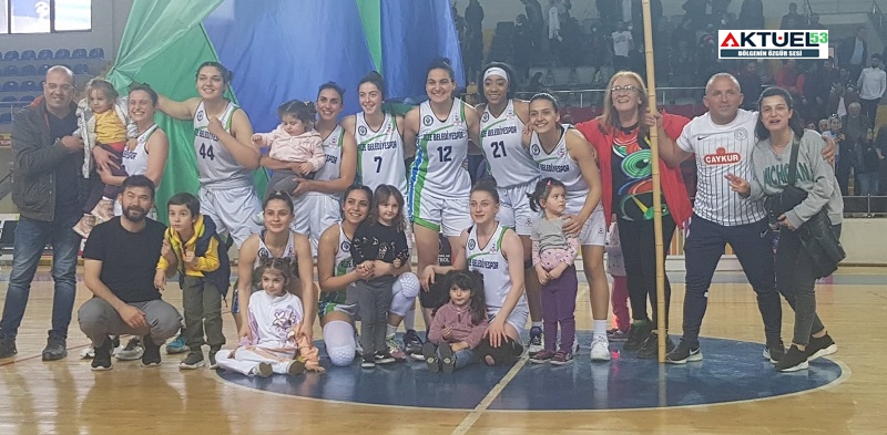 Rize Belediyesi Bayan basketbol takımı yarı finalde