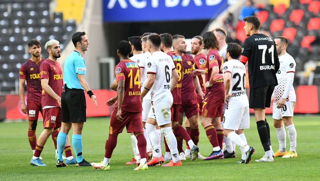 Gaziantep-Göztepe maçında tarihi jest! Rakibin gol atmasına izin verdiler, küme düştüler