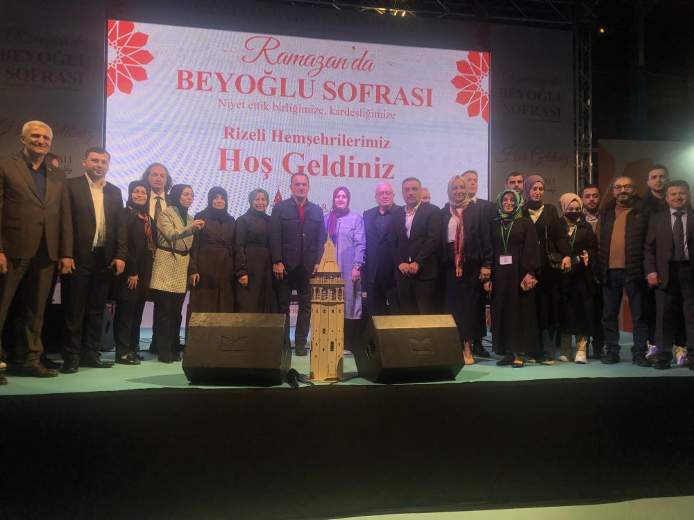 Rizeliler, Beyoğlu’nda düzenlenen iftar programında buluştu