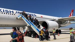 Rize-Artvin Havalimanı'na ilk yolcu uçağı indi