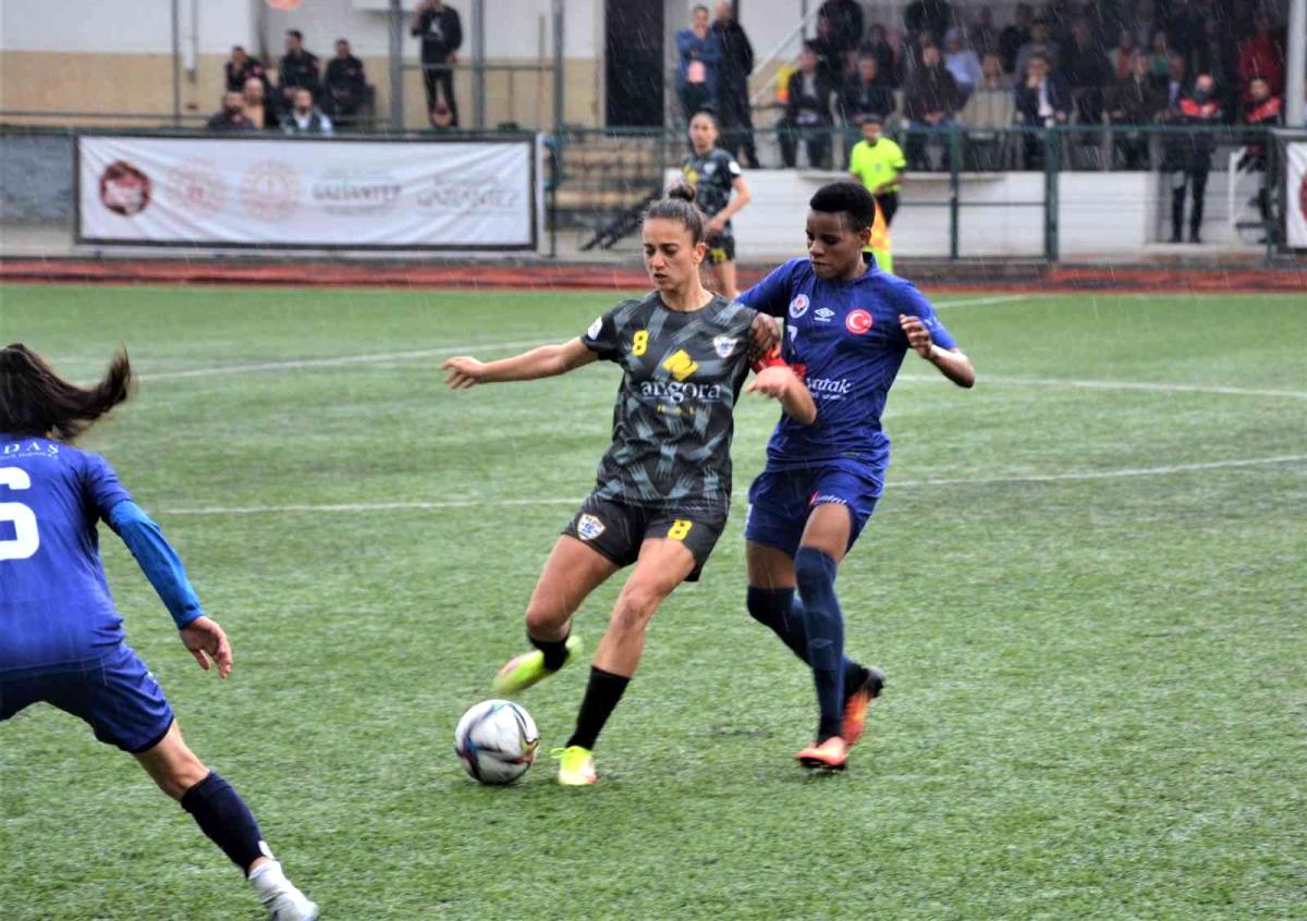Kadın Futbol Süper Ligi’nde play-off ve play-out maçları başlıyor