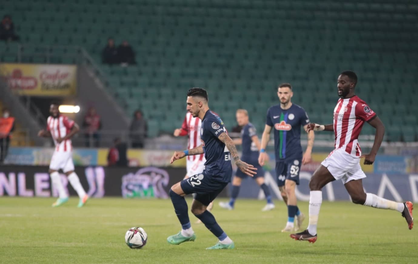 Rizespor,Sahasındaki Son Maçta Sivasspor’a 2-1 Mağlup Oldu