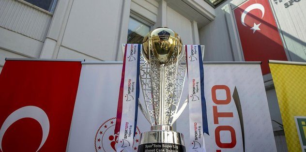 Şampiyon Trabzonspor’un kupası TFF’ye gönderildi