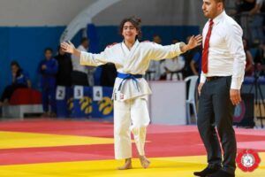 Çaykur Rizespor Judo Takımı sporcusu, Berfin Civelek 44 kiloda Türkiye Şampiyonu 
