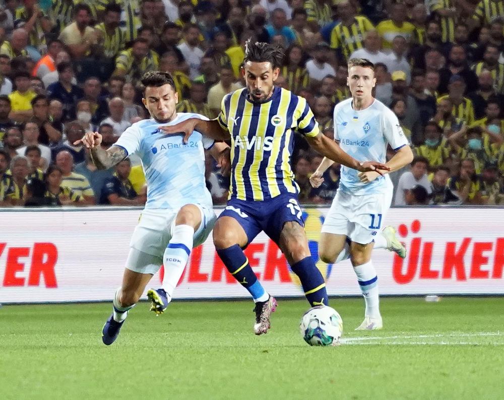 UEFA’dan Fenerbahçe’ye ceza