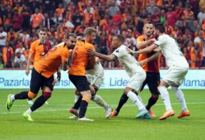 Galatasaray, Evinde Giresunspor'dan Vurgun Yedi 0-1