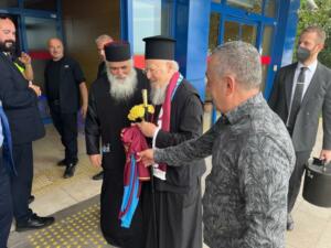 Patrik Bartholomeos Sümela'daki ayin için Trabzon'da,Kaşkol ve Formayla Karşılandı 