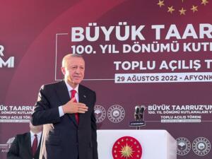 Erdoğan: “Muhalefet tüm mesaisini birbirinin kuyusunu kazmaya, yalan ve iftira siyasetiyle ülkenin altını oymaya harcıyor”