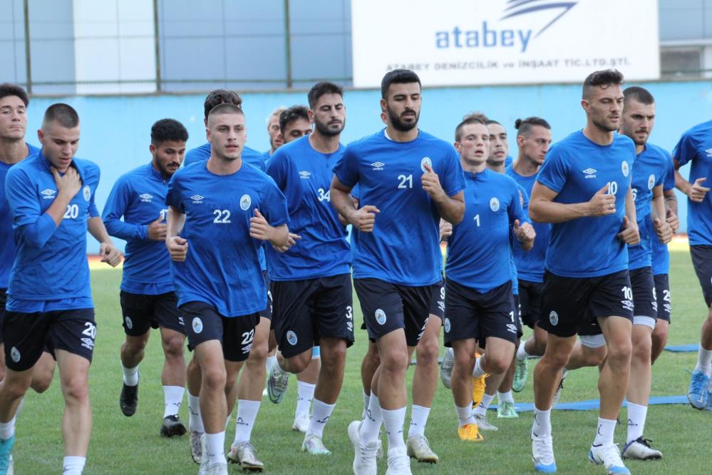 Pazarspor, İskenderun maçı hazırlıklarını Kalafatoğlu Yönetiminde Sürdürdü