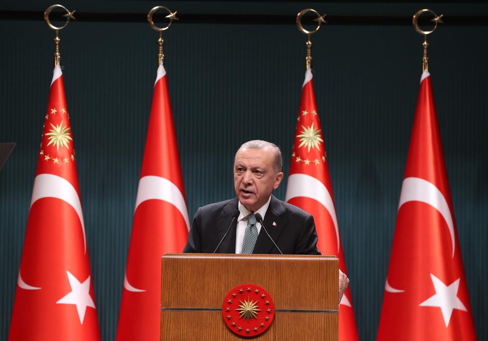 Erdoğan: “Vatandaşlarımızın bir kısmının icra takibine uğramasına yol açan 2 bin lira ve altındaki borçlarını tasfiye ediyoruz”