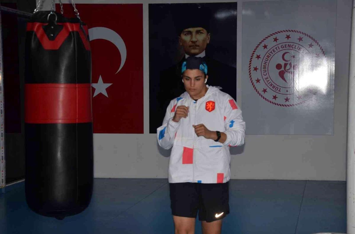 Milli boksör Busenaz Sürmeneli Ordu’da Çalışmalara Başladı