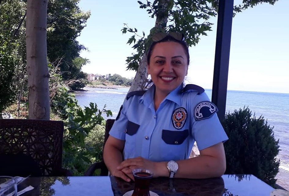 Trabzon’da 1 Çocuk Annesi Polis memuru İntihar Etti