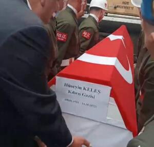Rize'de Kıbrıs Gazisi Hüseyin Keleş, askeri törenle toprağa verildi