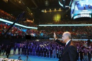 Cumhurbaşkanı Erdoğan: “Bizim ne terör örgütlerine, ne sapkın akımlara kaptıracak tek bir evladımız yok”