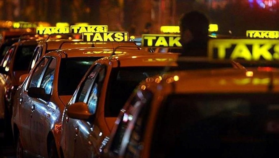 Ankara’da taksicilerin tarife yenileme kuyruğu (Başkenttezamlı taksi fiyatları belli oldu)