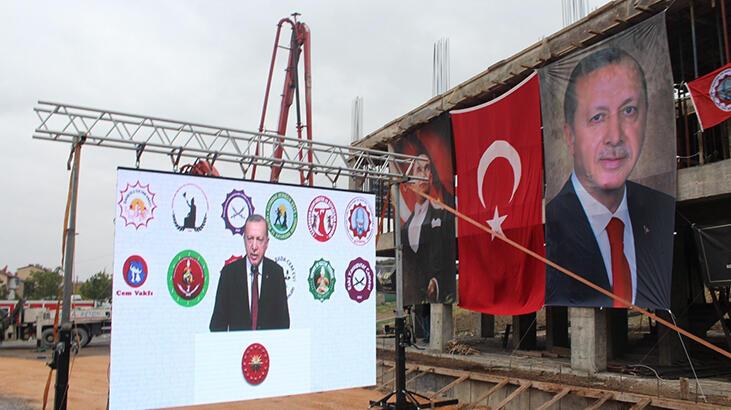 Kütahya’da cemevinin temeli Cumhurbaşkanı Erdoğan’ın canlı bağlantısı ile atıldı