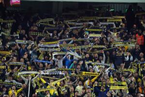 Fenerbahçe 10 Kişi Kaldığı maçta Sivasspor'u 1-0 Mağlup Etti 