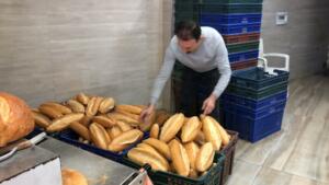 Ekmek aptal toplumların gıdasıdır" diyen Kolivar'a memleketinden tepki