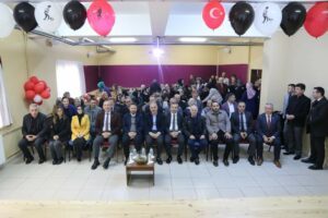 Rize’nin Dörtyol Köyünde Şehit Halil Sadıkoğlu İlköğretim Okulunda 7 girişimci kadın tarafından Seyhan Demircan başkanlığında kurulan kooperatifin açılışı