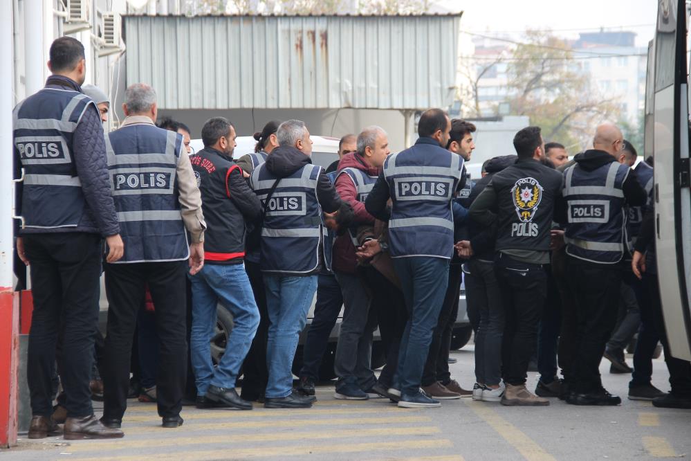 Olaylı,Göztepe Altay derbisinin şüphelilerinden 19’u tutuklandı