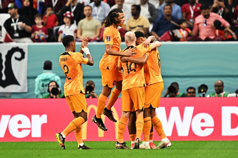Hollanda Katar’ı 2-0 mağlup Ederek,son 16’ye Kaldı
