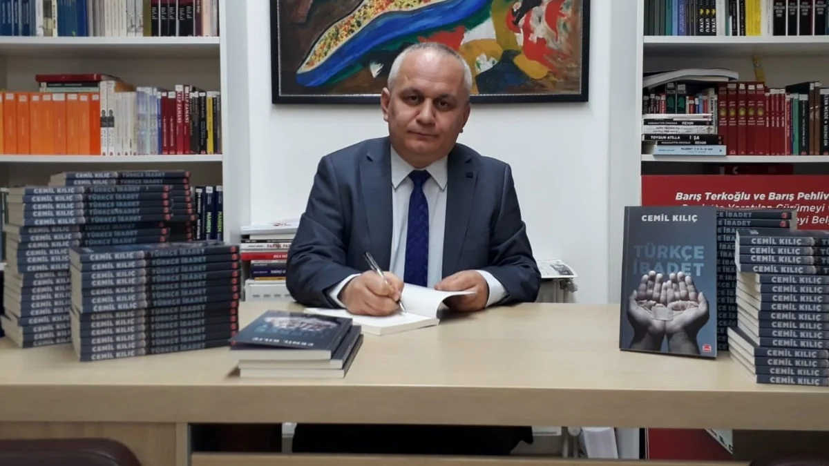 Kemalist Cemil Kılıç, MEB’den ihraç edildi