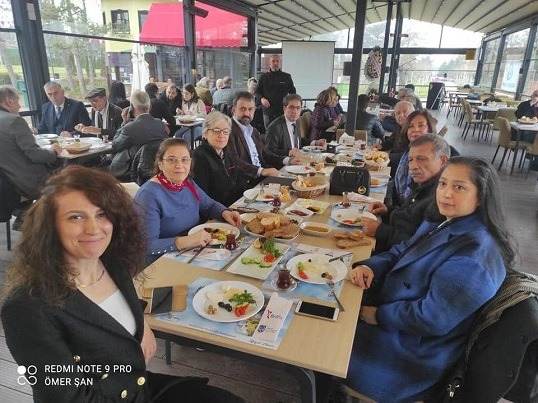 Ankara Rize masası, CHP Rize İl Başkanı Saltuk Deniz öncülüğünde toplandı