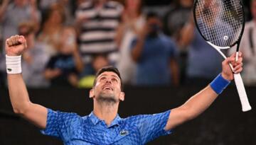 Avustralya Açık’ta rekor kıran Novak Djokovic finalde: Stefanos Tsitsipas ile karşılaşacaklar