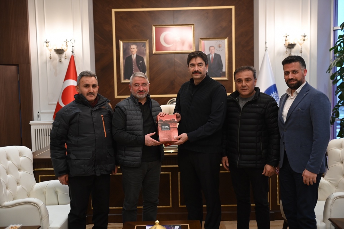 Levent Uslu Çorum Belediye Başkanı Halil İbrahim Aşgın’ı Ziyaret Etti