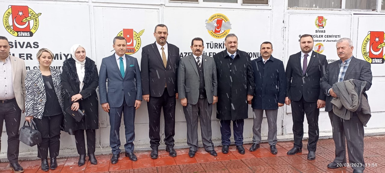 Hasan Karal ,Sivas Gazeteciler Cemiyetini ziyaret etti