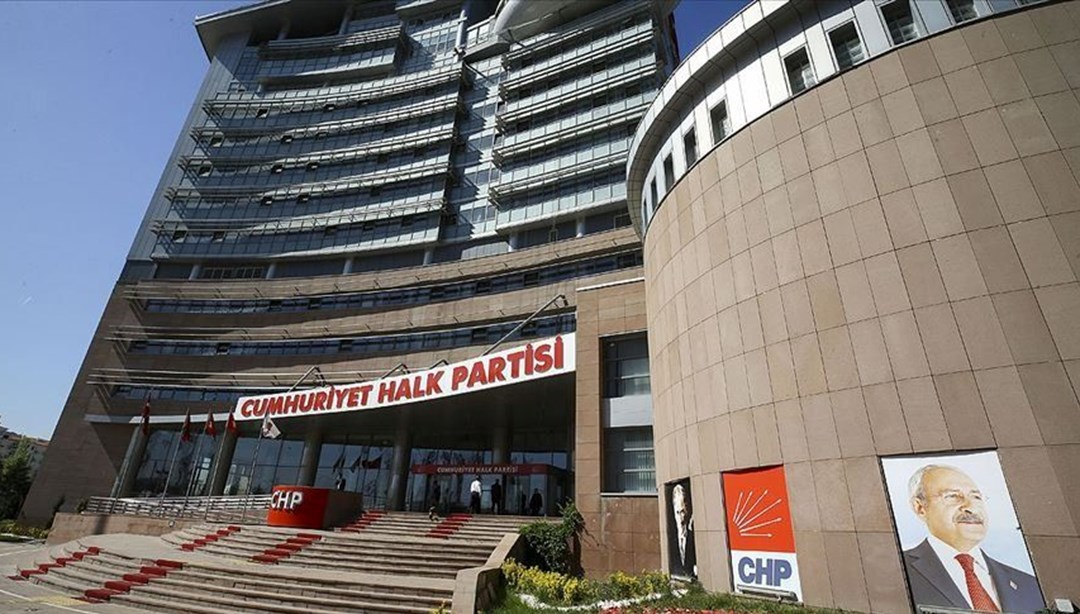 CHP Merkez Yönetim Kurulu’nun tüm üyeleri istifa etti