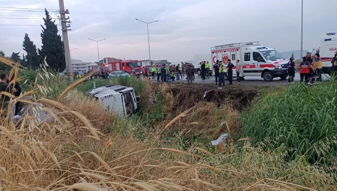 İzmir’de cezaevi nakil aracı devrildi: 10’u asker 11 kişi yaralandı