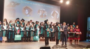 RTEÜ'de mezuniyet Töreni Coşkusu
