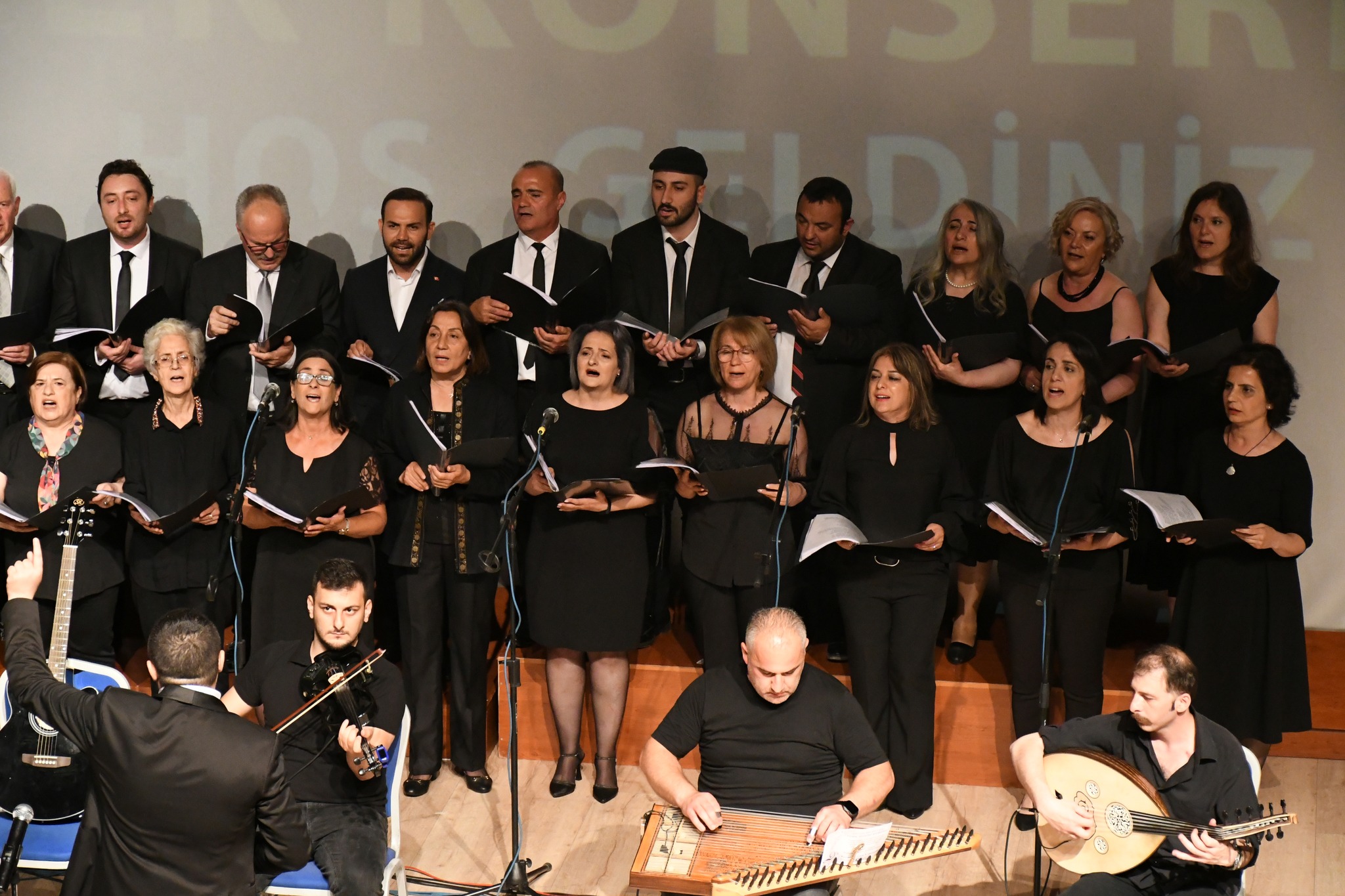 Artvin’de ,Türk Musiki Korosundan Müthiş Konser