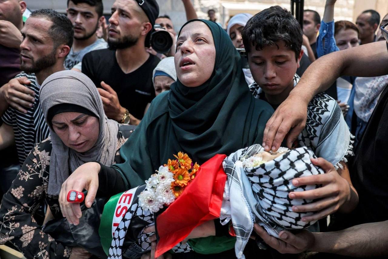 Terörist İşgalci İsrail ,2 Yaşındaki Filistinli Çocuğu Katletti !