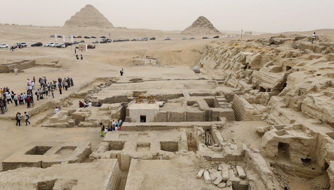 Mısır’da iki mumyalama atölyesi keşfedildi