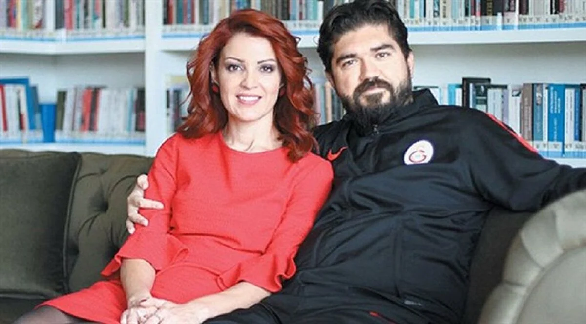 Nagehan Alçı ve Rasim Ozan Kütahyalı boşanıyor, Nagihan Alçı 40 milyon tazminat talebinde bulundu