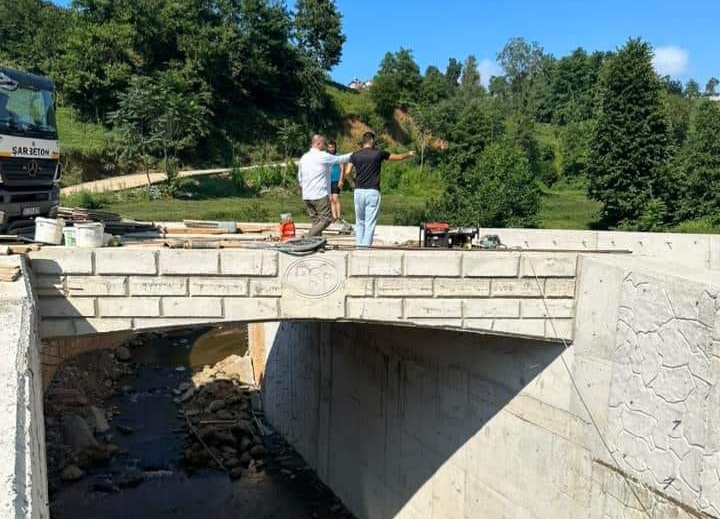 İyidere’de yeni köprü inşaatı tamamlanmak üzere…
