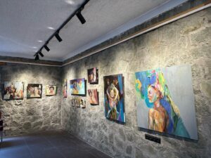Rize'de Kadın temalı 42 eser sanatseverlerle buluşuyor