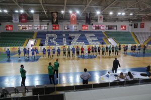 Hentbol Süper Ligi'nde Rize Belediyespor Galip
