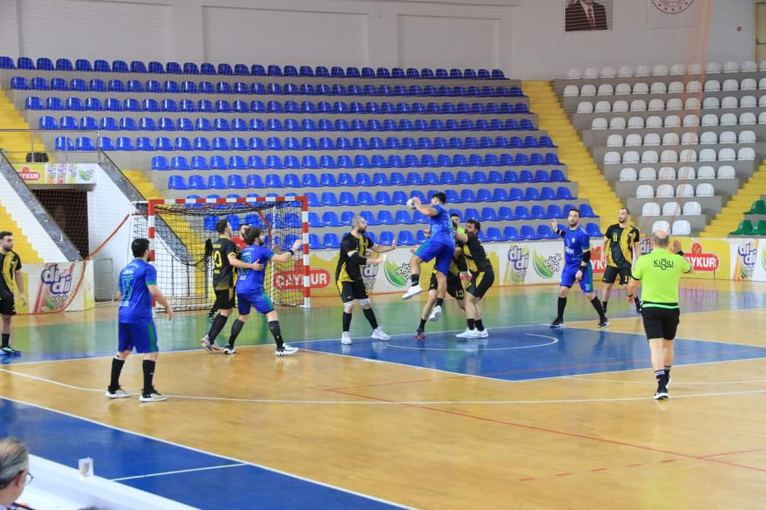 Rize Belediyesi hentbol takımı, Konya B.B,28 -26 mağlup etti
