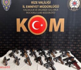 Rize’de  29 Ruhsatsız silah ile geçirildi,iki kişi tutuklandı