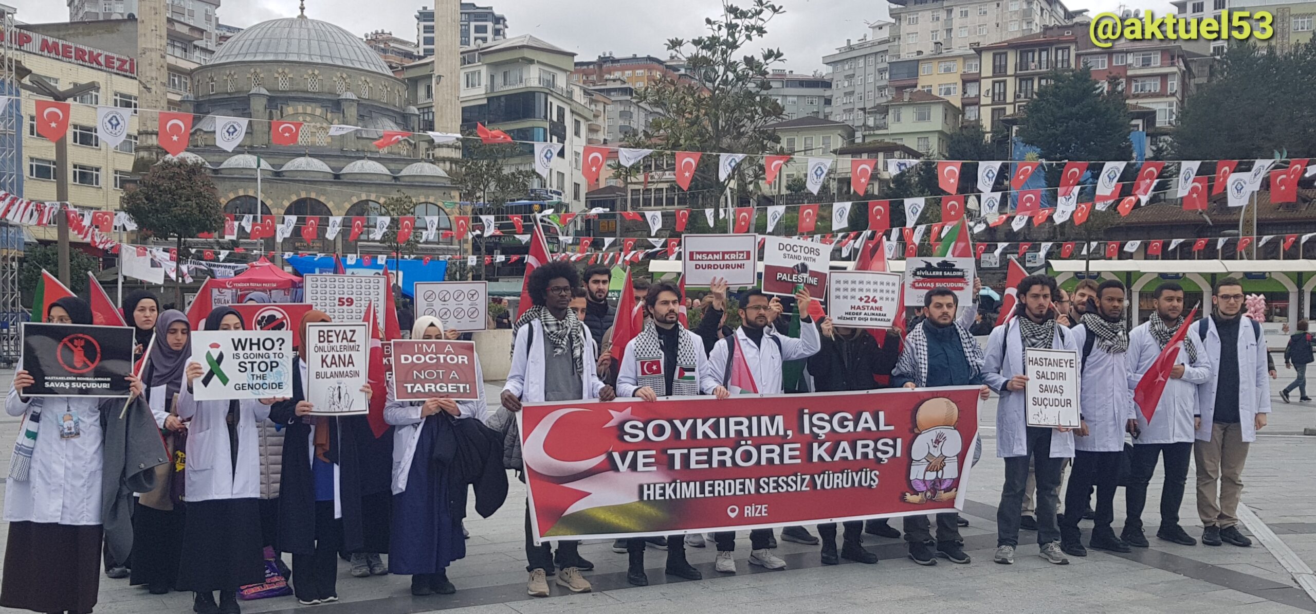 RİZE’DE SESSIZ DOKTORLARDAN GAZZE YÜRÜYÜŞÜ..