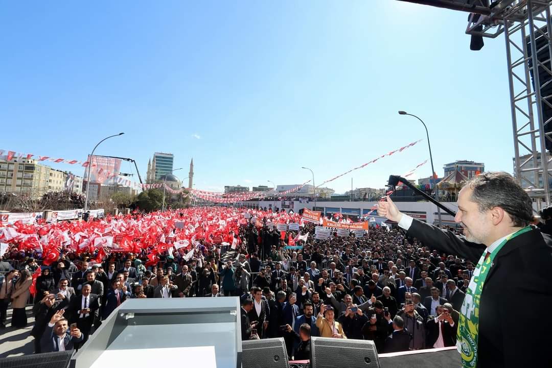 Yeniden Refah Partisi’nden Şanlıurfa’da 160 bin kişi ile Gövde Gösterisi..